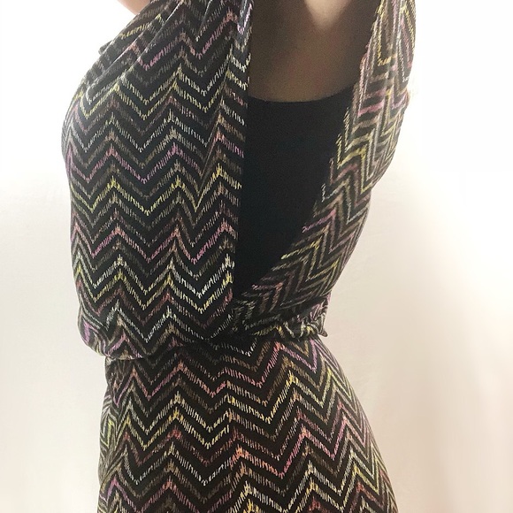 L8teR wide top chevron sleeveless mini dress - Picture 2 of 7